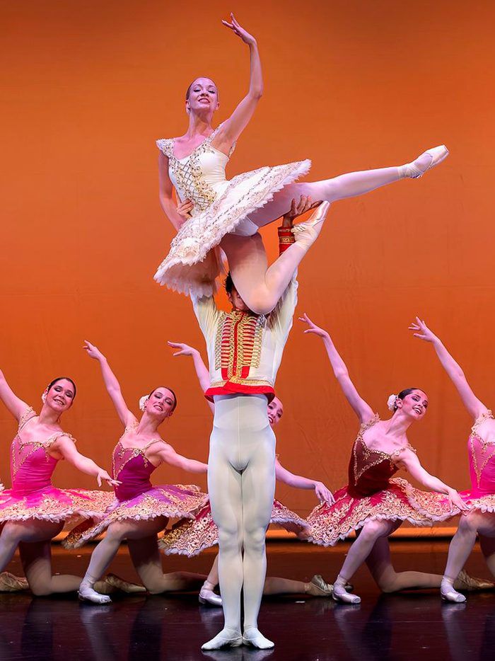 Pas de deux en escena, Compañía Joven JAC Ballet